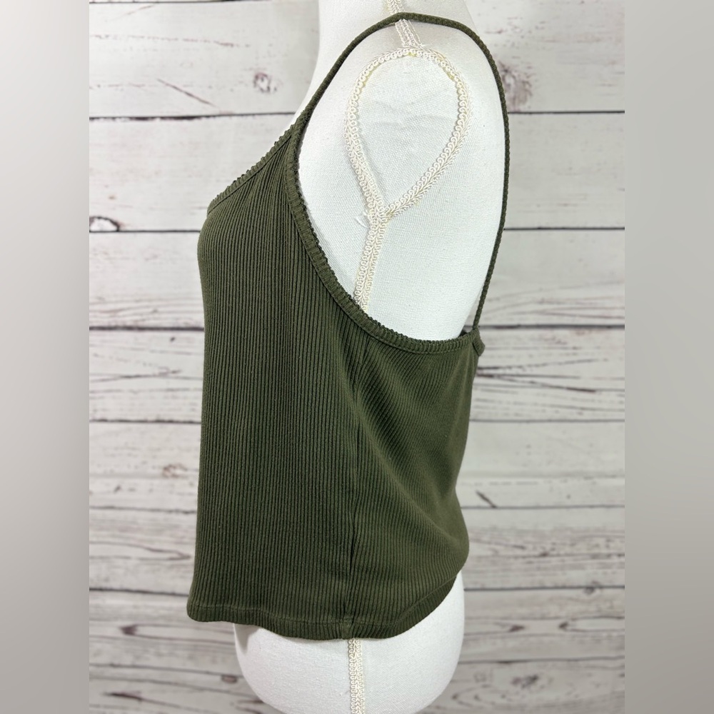 Wild Fable Olive Ribbed Eyelet Crop Tank in Size XXL GUC - Picture 3 of 6